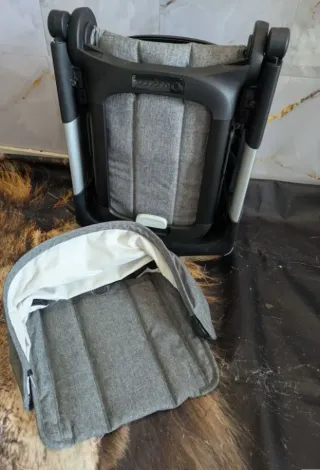 Bugaboo Ant PARA VIAJAR, LIGERO VA EN CABINA GRIS