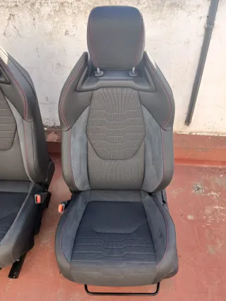 Asientos Toyota Corolla GR