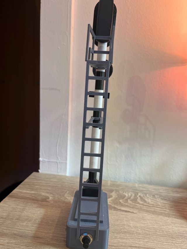 Señal ferroviaria alta luminosa