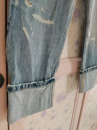 Vaqueros Zara desgastados