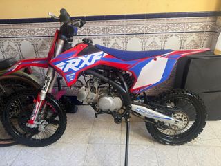 Pit Bike RXF 150cc XXL Apolo Casi Sin Uso