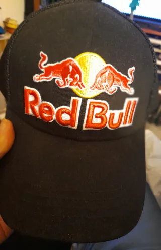 Gorra Red Bull Negra