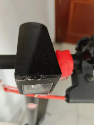 Patinete eléctrico negro