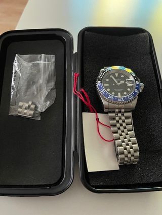 Reloj Seiko GMT Batman Acero Inoxidable