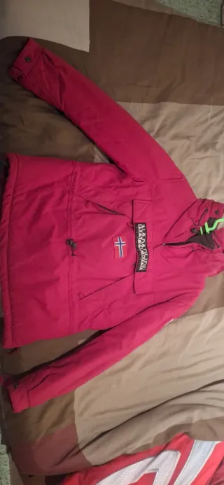 Chaqueta Napapijri Roja Talla M