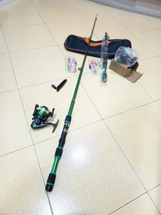 Dos caña de pescar y carrete de1'80