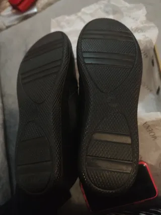 Mocasines de piel negros para mujer