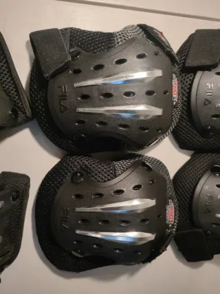 Protecciones Fila Patines Rodillas Codos Muñecas