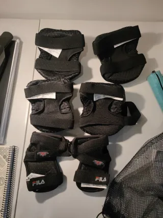 Protecciones Fila Patines Rodillas Codos Muñecas