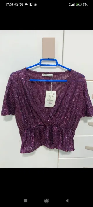 Top lentejuelas morado