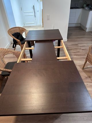 Mesa comedor extensible madera oscura