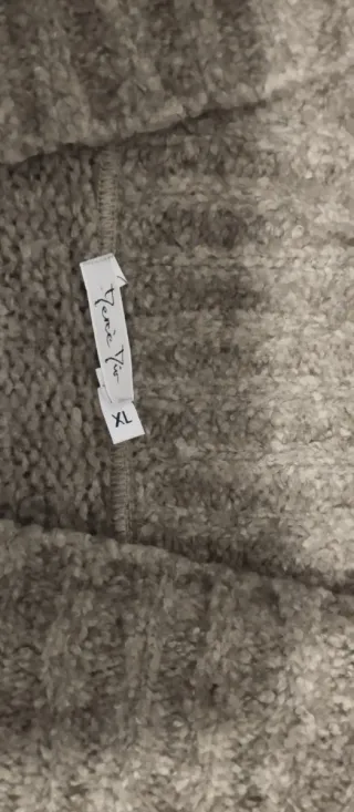 Cardigan gris talla XL