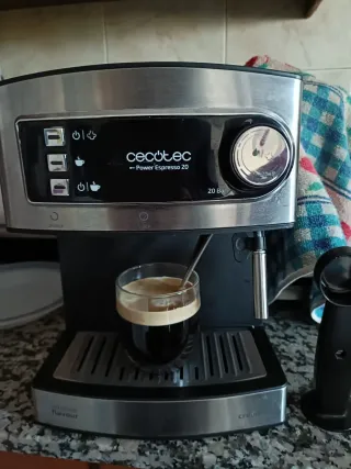 Cafetera Cecotec Power Espresso 20