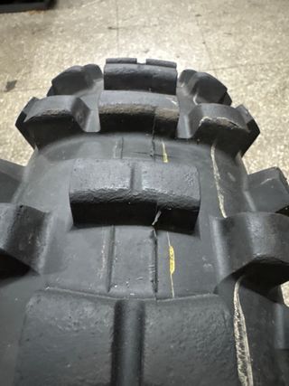 Rueda Maxxis 120/100/18 Trasera