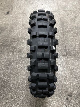 Rueda Maxxis 120/100/18 Trasera