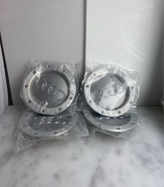 4 Tapabujes Audi 146mm modelo RS4 old nuevos