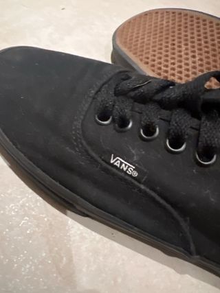 Vans negras classic talla 37