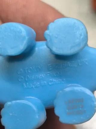 Mini figuras dinosaurios y personajes