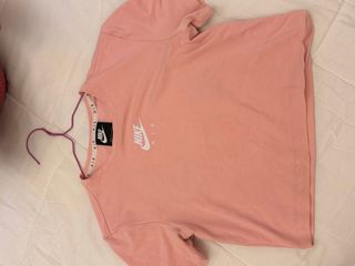 Blusa Nike Air Rosa Crop Top