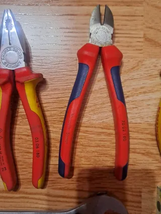 Lote Knipex: Destornilladores, Alicates y Más