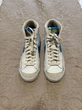 Nike Blazer Mid '77 Blancas y Azules