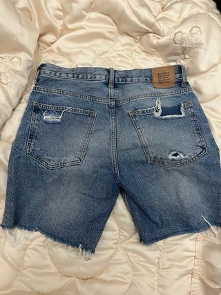 Pantalones vaqueros Bershka rotos