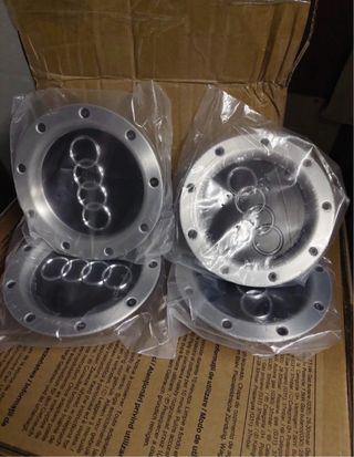 4 Tapabujes Audi 146mm modelo RS4 old nuevos