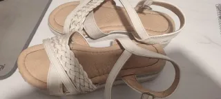 Sandalias Niña Blancas