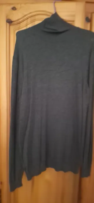 Jersey cuello alto verde talla M