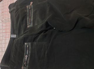 Pantalón pana fina verde botella