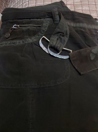 Pantalón pana fina verde botella