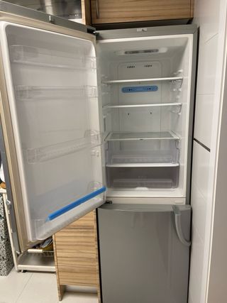 Nevera LG plateada