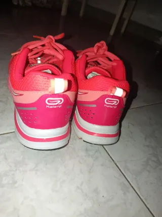 Zapatillas Deportivas Kalenji Rosas y Blancas
