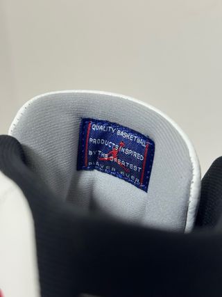 Air Jordan 11 Retro Rare Air Azul/Branco