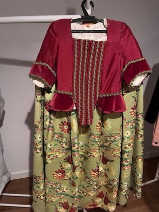 Falda fallera niña. Largo 93 cm.