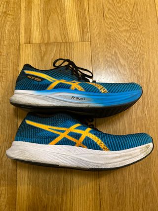Asics Magic Speed Zapatillas Running Hombre