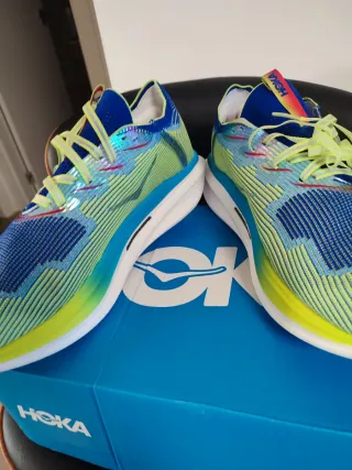 Hoka Cielo X1 Talla 40 se pusieron un par de veces