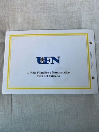 moneda 2 Euro Vaticano 2012 con francobollo