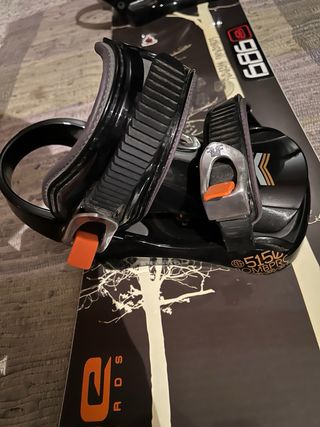 Tabla Snowboard Ride 686 Dakine