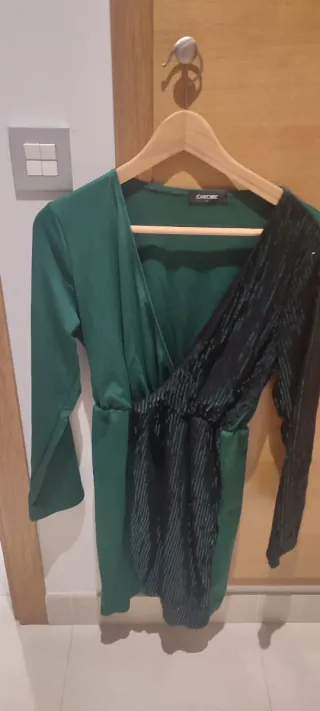 Vestido fiesta Chicme verde y negro