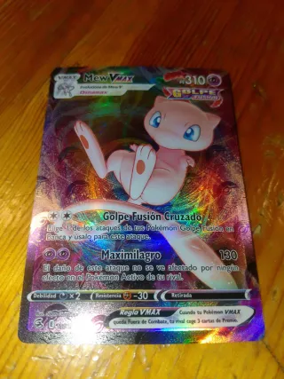 Carta Pokémon Mew VMAX Golpe Fusión Cruzado