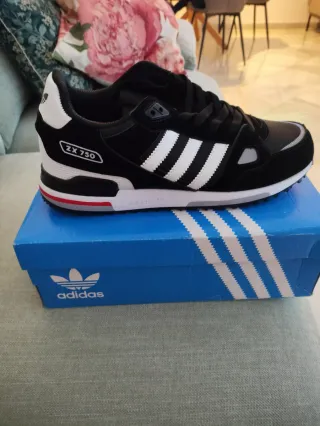 Adidas ZX 750 Zapatillas Negras Talla44]