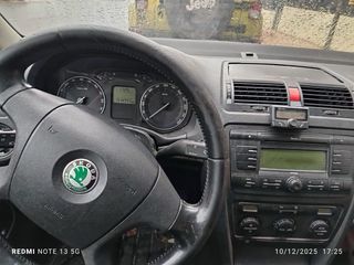 Skoda Octavia 2.0 TDI con Pegatina B