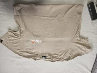 Camiseta ellese