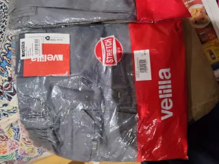 Pantalones de trabajo  gris talla M cortos