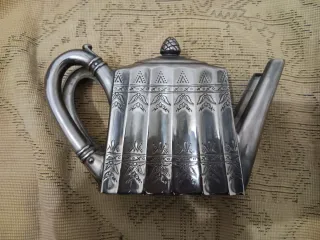 Juego de 2 teteras de plata antiguas