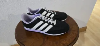 Zapatillas deportivas ASICS mujer morado/plata