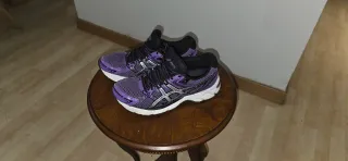 Zapatillas deportivas ASICS mujer morado/plata