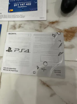 Ps4 Fat 500GB + 2 Mandos