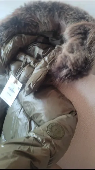 Abrigo acolchado vinilo Brownie